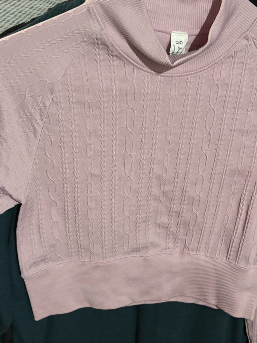 Alo Seamless ribbed cable knit long sleeve size medium pink - Picture 5 of 6